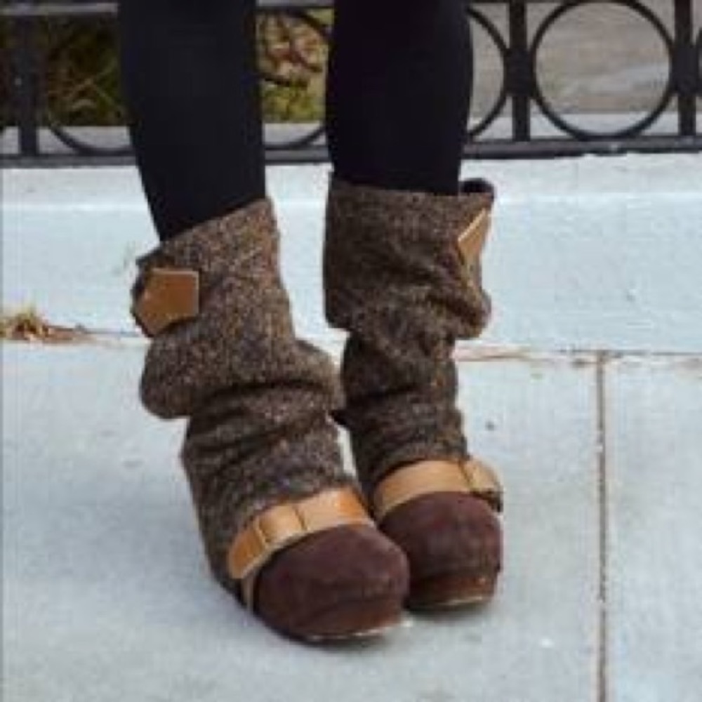 ISO Irregular choice LONGER LASHES!!! ISO wedge!